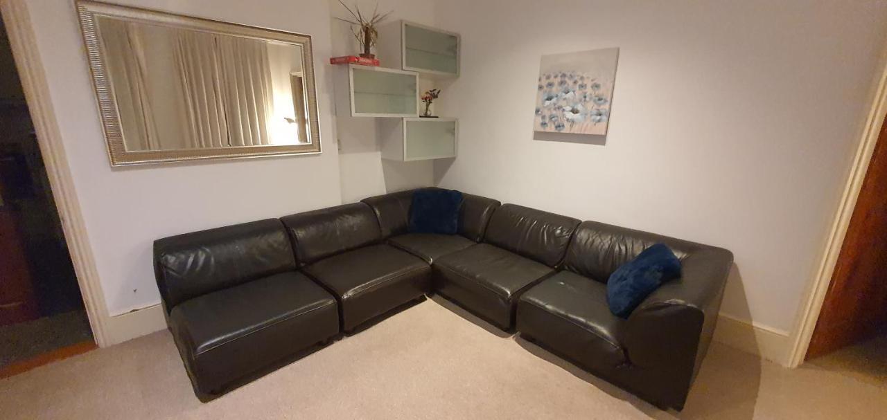 Walk To London Bridge En Suite Apartment With Kitchen Exterior photo