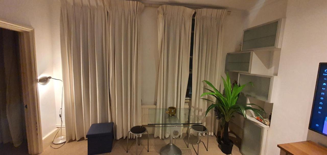 Walk To London Bridge En Suite Apartment With Kitchen Exterior photo