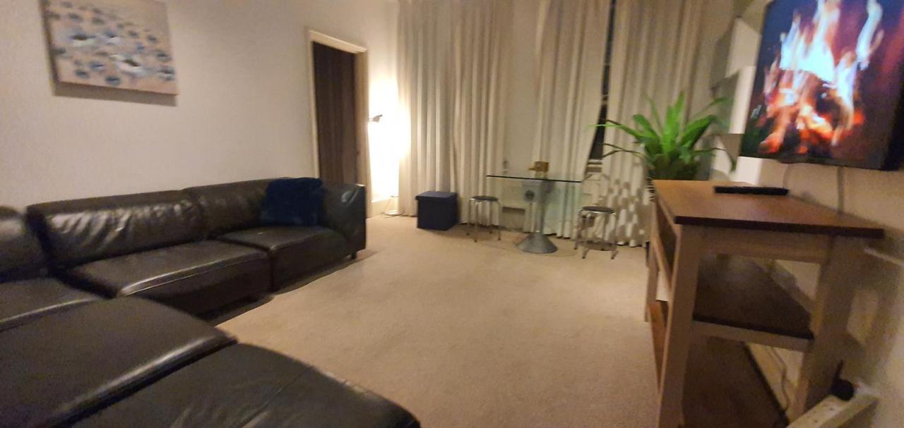 Walk To London Bridge En Suite Apartment With Kitchen Exterior photo